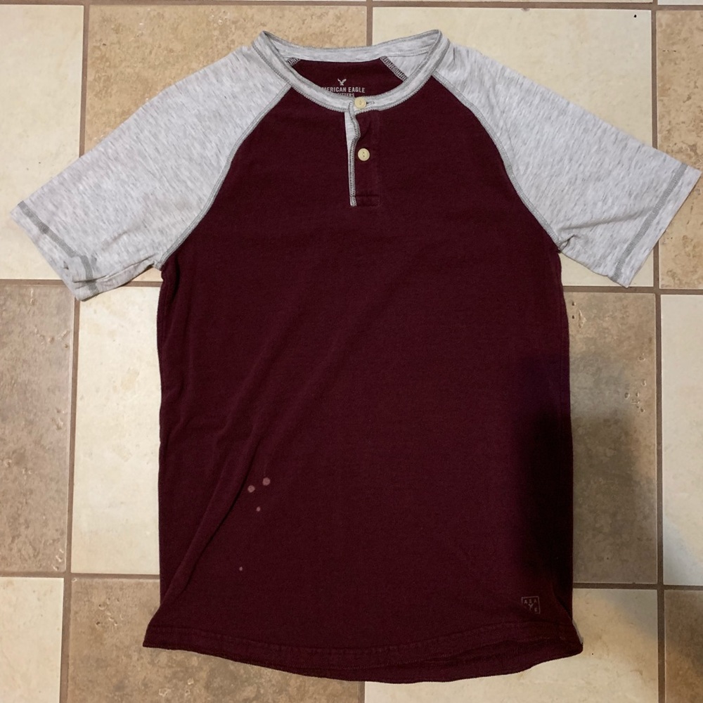 American Eagle T-Shirt
